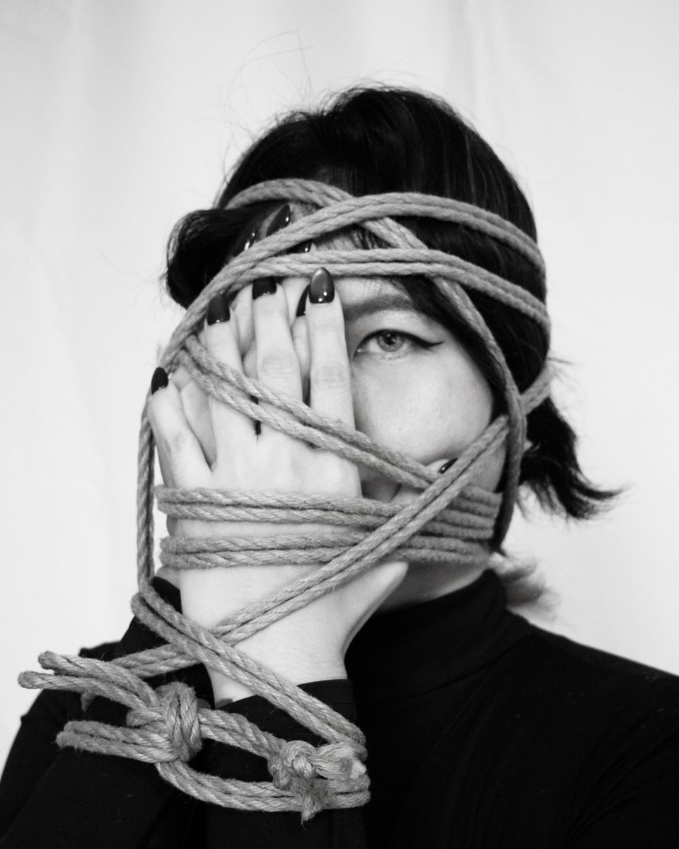 An eye for an eye

Model <a href="/pzycho_z/">PzychoBunnyZ (( NSFW ))</a> 
Photo &amp; Rope : me

สนใจอยากเรียนมัด โดนมัด นัด private session ทัก DM ได้ครับ