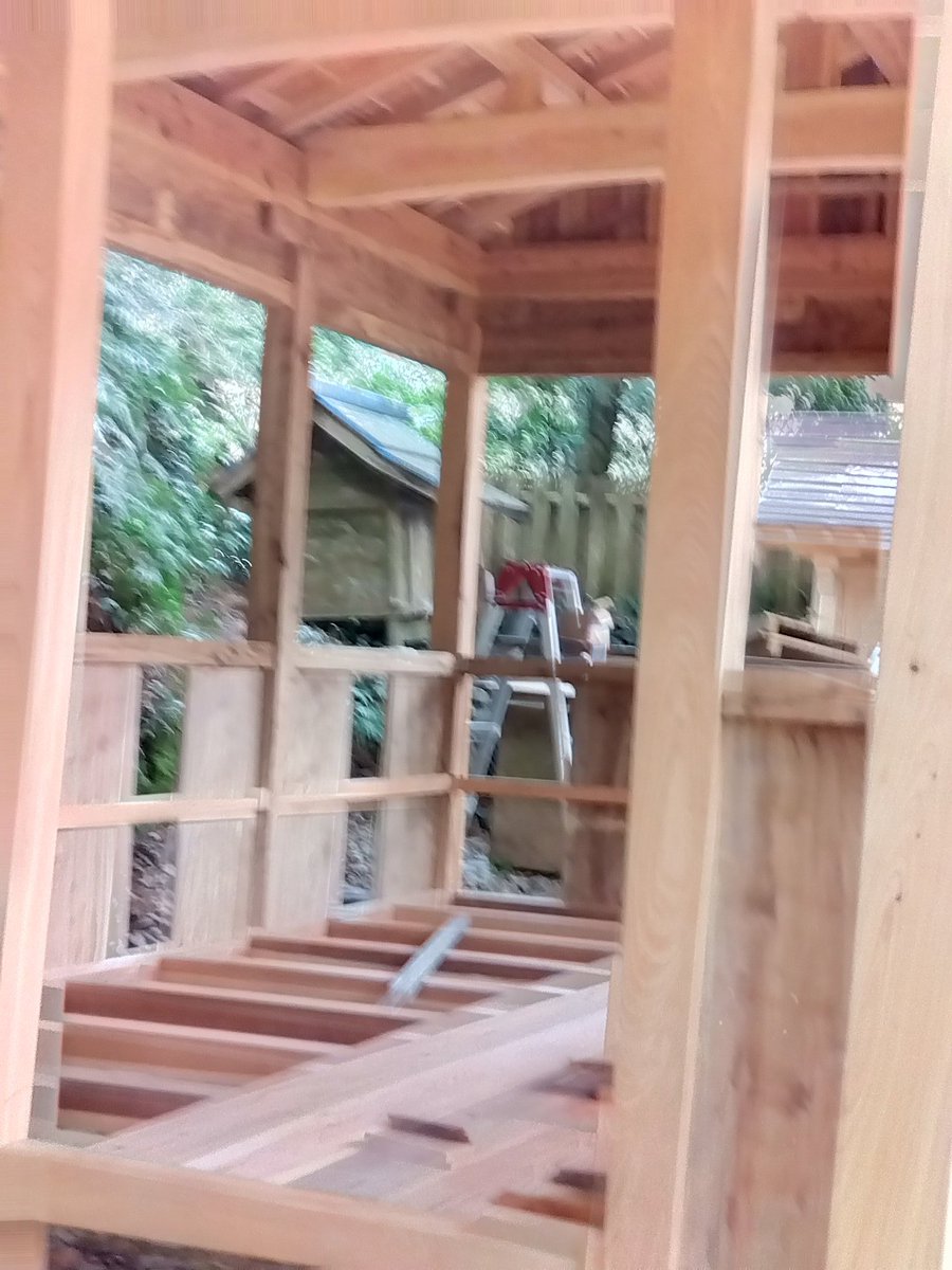 kouhei2708's tweet image. ２３００年以上のストーリーのある亀卜神事の雷神社再建中
　#対馬　#亀卜神事の雷神社再建