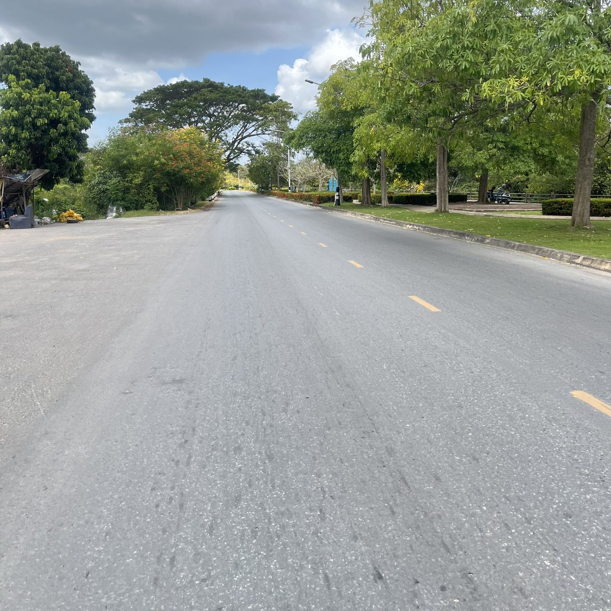 คนใจดีมีมั้ยน่าา tweet media