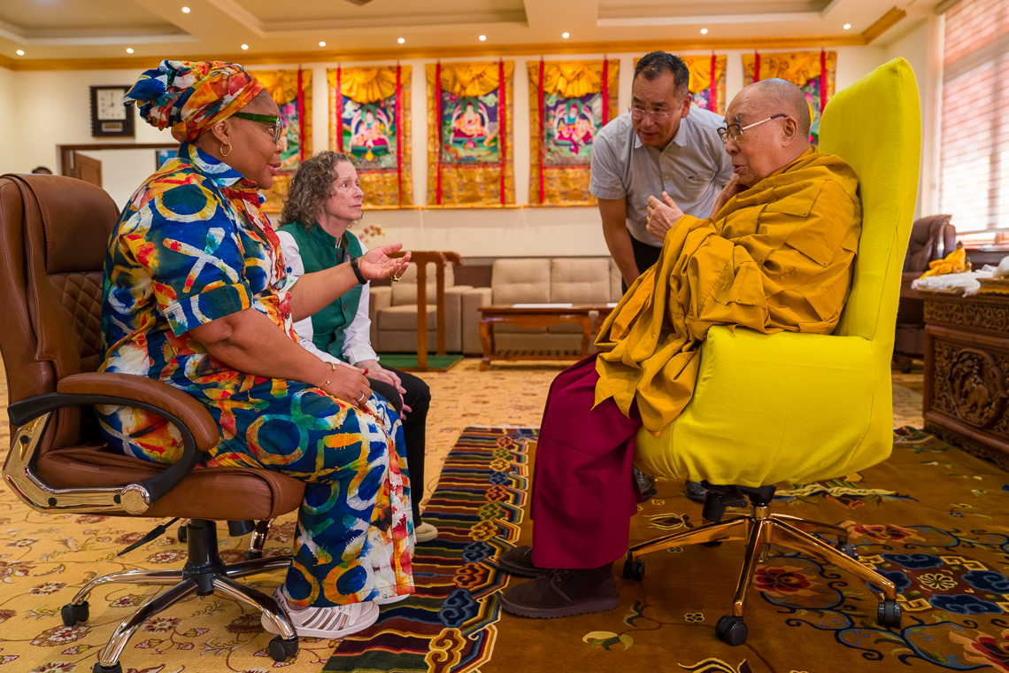 DalaiLama's tweet image. His  Holiness the Dalai Lama meeting with Nobel Peace Laureate Leymah Gbowee  of Liberia, 2011 Nobel Peace Prize Recipient recognized for her  non-violent struggle for the safety of women and for women's rights to  full participation in peace-building, at his residence at Drepung…