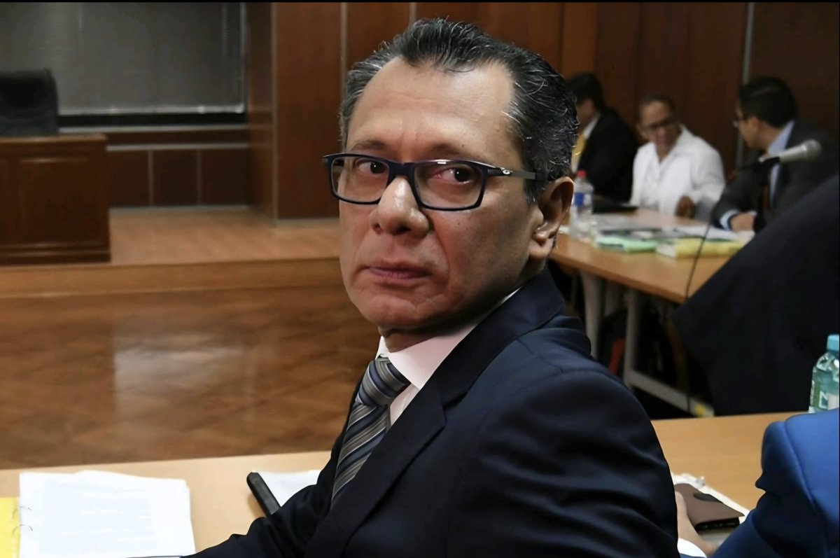 Prefiero estar 12 horas con velas y radio a pilas, a que a este criminal salga libre, impune y millonario con la plata que se robó.