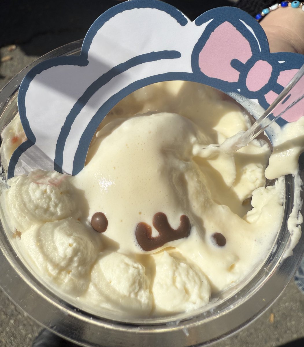 Getting back into streaming tomorrow!! See you then? :3
Probably just some doodles and chatting! ^^