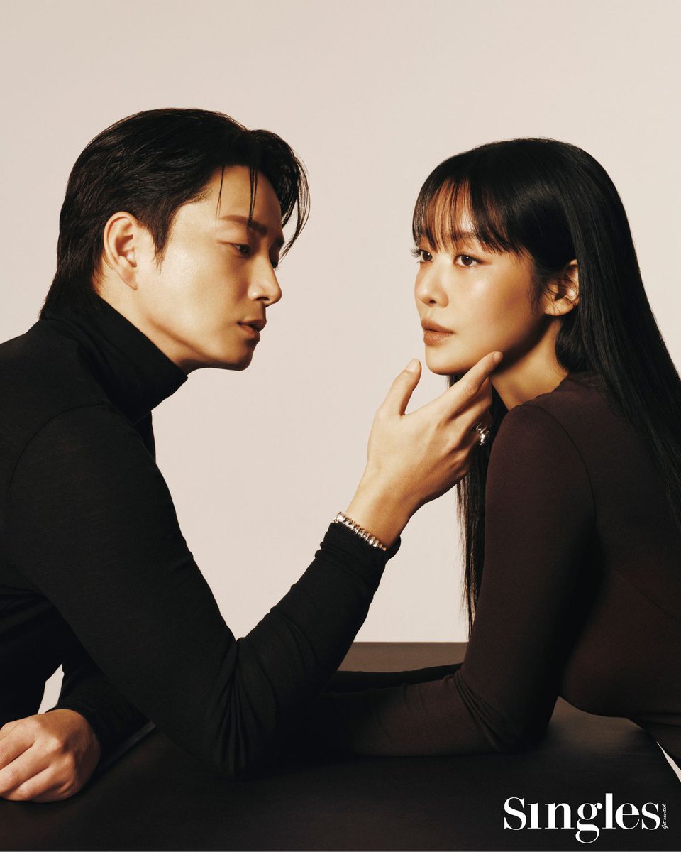 bottari_asset's tweet image. 📌상대의 얼굴을 터치하는 다양한 커플 포즈 드로잉 레퍼런스 2
Couple Pose Drawing References - Touching the Partner’s Face 2