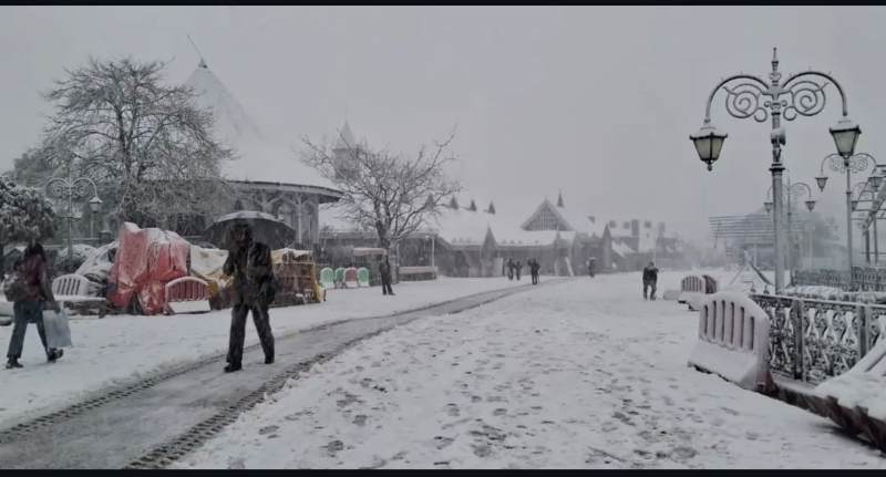 NewsArcIndia's tweet image. Winter’s White Spell: Shimla, Manali Receive Season’s First Snowfall After 3-Month Dry Spell 
newsarcindia.com/winters-white-… 
#ShimlaSnowfall #ManaliSnowfall #HimachalSnowfall #IMDWeatherAlert #WesternDisturbance #HimachalTourism #SnowfallUpdate  #ShimlaManali #WeatherNews #ShimlaSnow