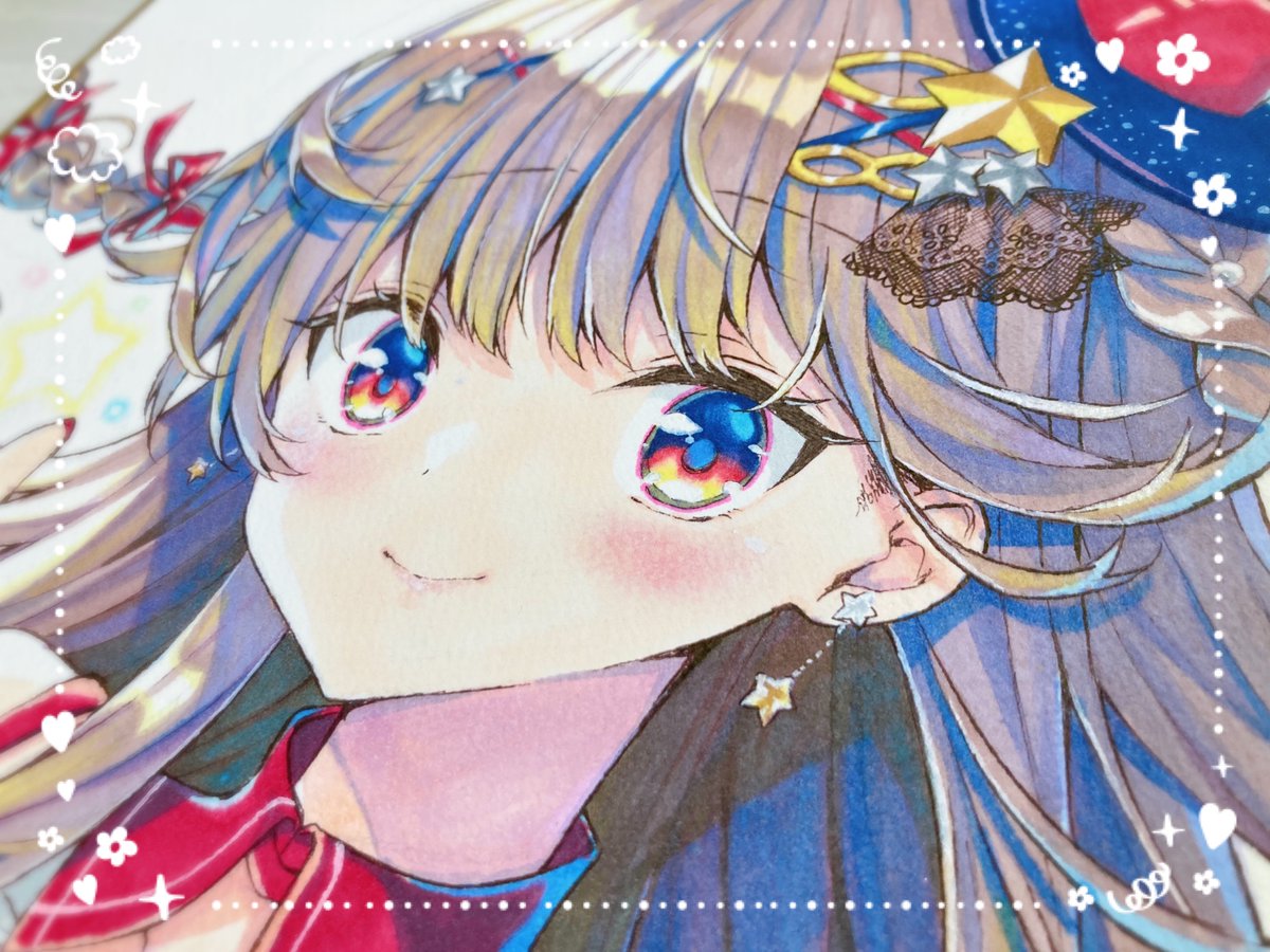 近くで見ると、色の重なりや紙の凹凸まできれいに出ていて、 塗った