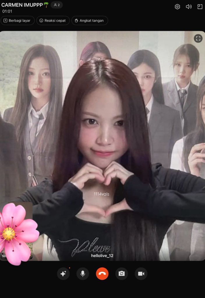 1114vals's tweet image. carmen today’s fansign 🌴

LUCU BANGET CARMET !!!
#carmen #hearts2hearts