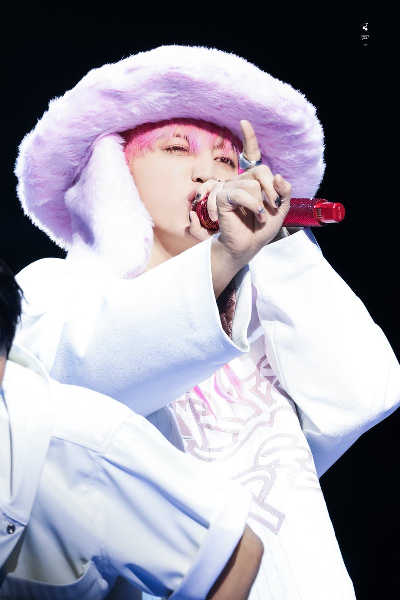 Cherrypick0808's tweet image. 260123 

헉!

#에스쿱스 #SCOUPS #승철 #최승철
#세븐틴 #SEVENTEEN 
 @pledis_17