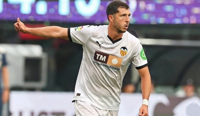 Lo de Guido nunca estuvo caído, por más que al West Ham le interesara que así fuera.

Sabéis eso de que los jugadores juegan donde quieren. Guido jugará en Mestalla.