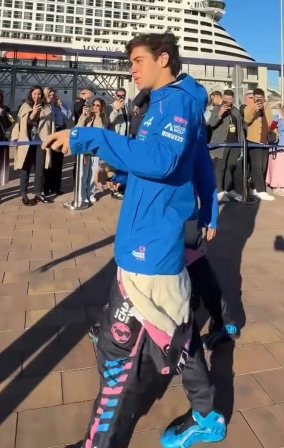 FormuMix's tweet image. Viene de mono la cosa!

#Colapinto #Gasly #Alpine