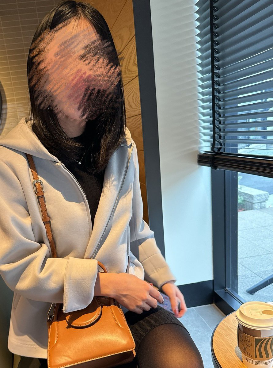 NTR_riko's tweet photo. これがこうなります。
全頭マスク被ると視界が遮られて…いつもとは違う自分になれる…❤️
アナルもおま◯こも好きに使ってください💋

動画近日公開です🎥🥀 https://t.co/2ccAyet8k0