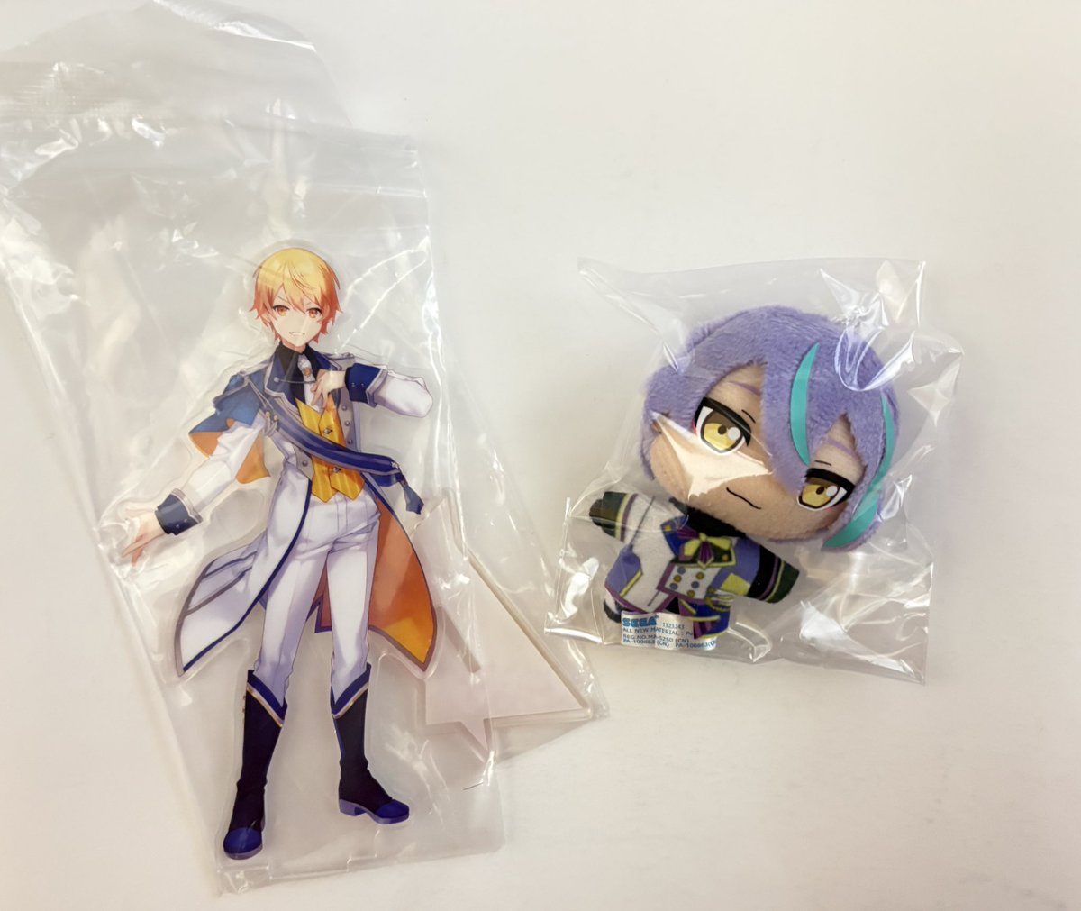Irohai_'s tweet photo. 【交換】プロセカ ローソン セガラッキーくじ vol.6

譲】
B賞 類
D賞 司

求】
D賞 一歌　>　D賞 咲希

日曜日のセカライ東京の際に現地での取引で可能な方は、お気軽にお声掛けください。 https://t.co/kUeYUWCRzP