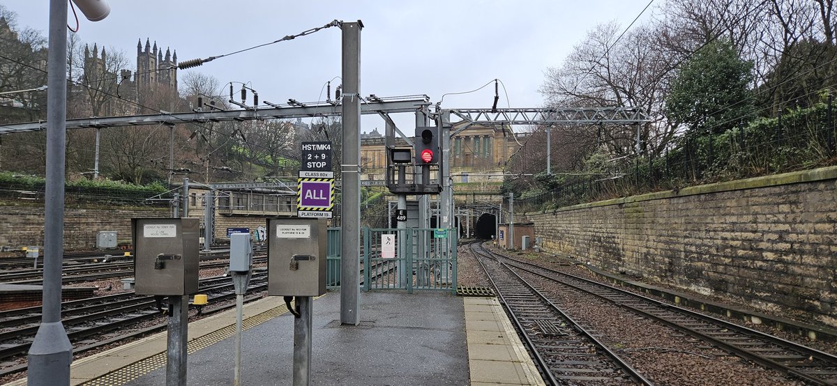 NCC-1701-A Starship 🏴󠁧󠁢󠁳󠁣󠁴󠁿🚄 tweet media