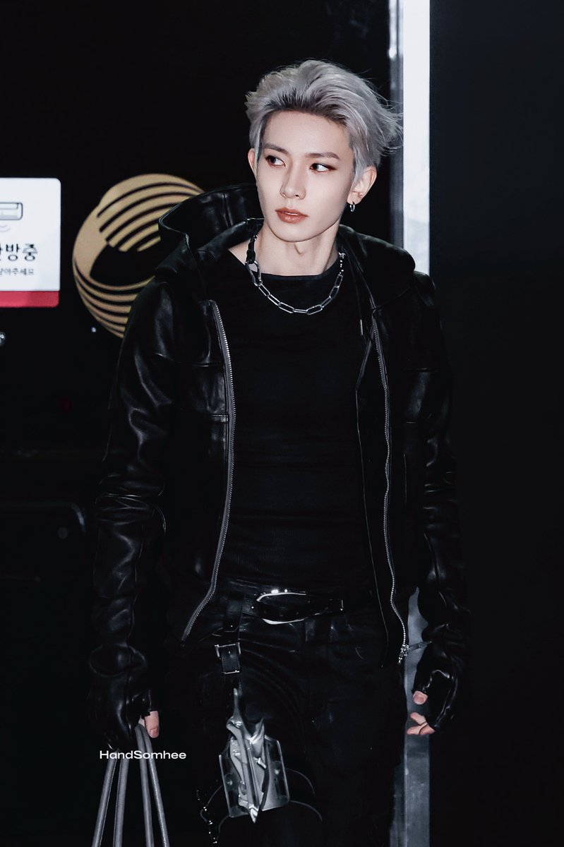 HandSomehee tweet media