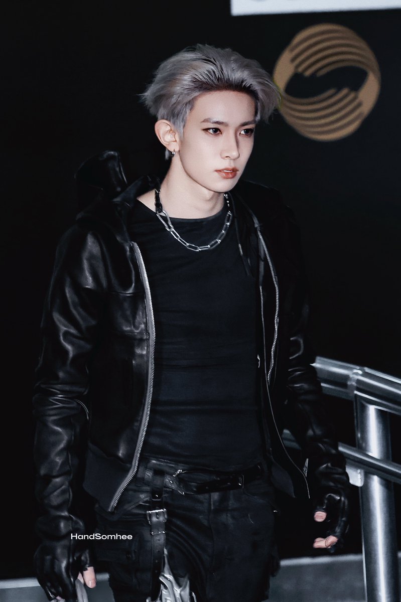 HandSomehee tweet media