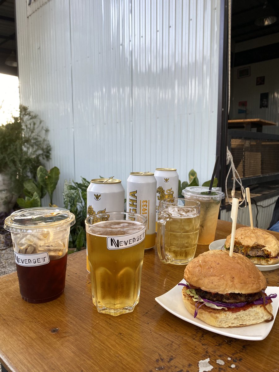 กาฬสินธุ์ อร่อยทุกอย่าง 🫶🏼 
ชวนเพื่อนมากินกาแฟ จริงๆ