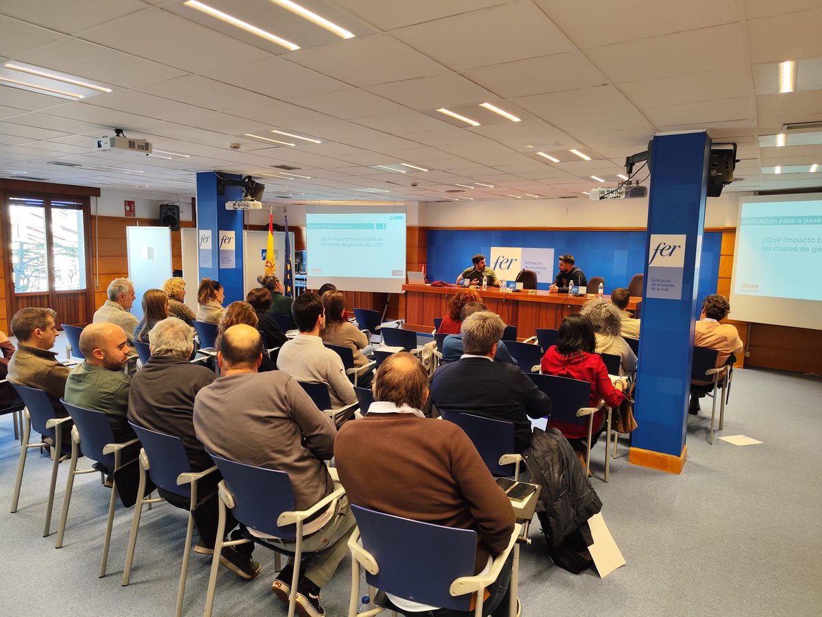 📸Jornada sobre CAEs muy interesante y dinámica, con gran participación.

Gracias a Eneko y Mikel por mostrar cómo los Certificados de Ahorro Energético ayudan a optimizar costes y proyectos de eficiencia energética.