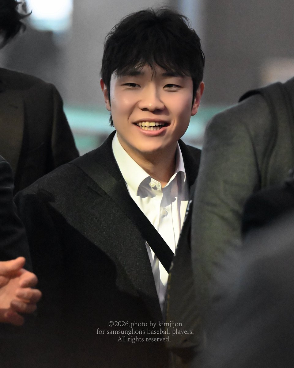 오랜만이야…!!

250123 in ICN #김지찬