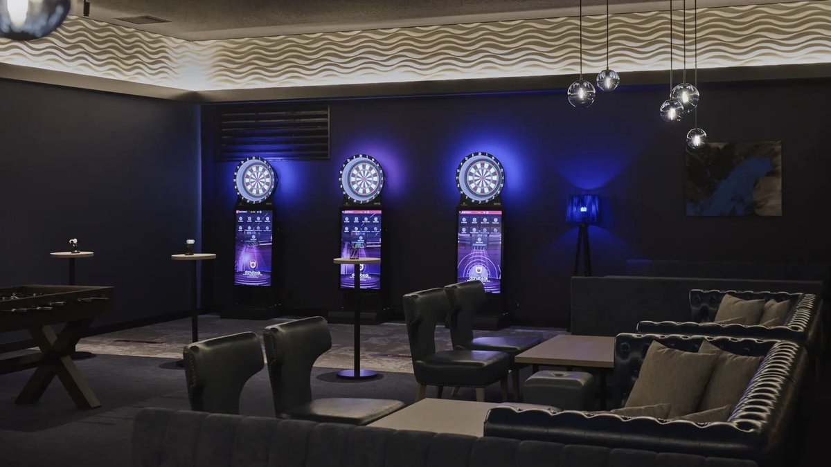 静岡にヤバいグランピングOPENきた…ゲーム・ダーツ・スポーツできるエリアあって、温泉やサウナも充実。遊びと癒しが両立できるの最高…！『ふふ』の系列でこれ友達と行ったら楽しそう…