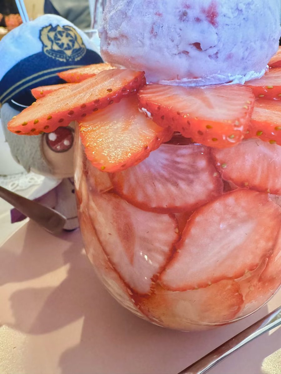 FeiC_'s tweet photo. 🍓 https://t.co/lN6nTns3Df