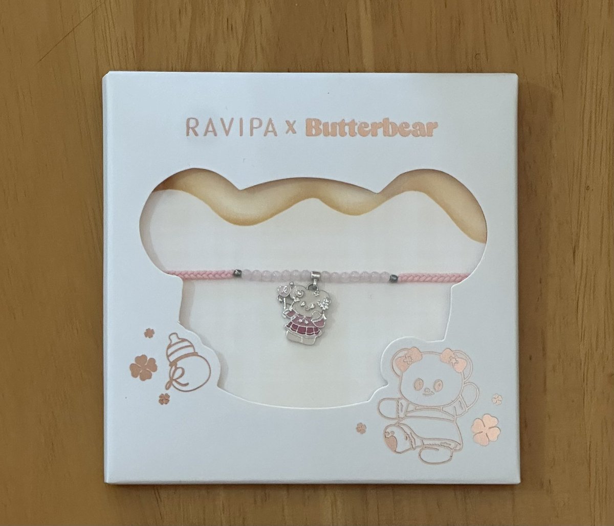 TpnPms's tweet photo. สร้อยข้อมือ Pinky-Heart เรื่องความรัก ปล่อย 1200 ค่าส่ง 50/ นัดรับได้ค่ะ 
#RavipaxButterbear #Ravipa #ตลาดนัดbutterbear #Butterbear #ด้อมน้องเนย #ตลาดนัดน้องเนย https://t.co/Z9ukA5JUGl