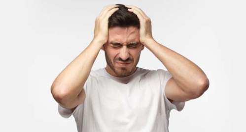 أطعمة تسبب الصداع .. تجنبها 