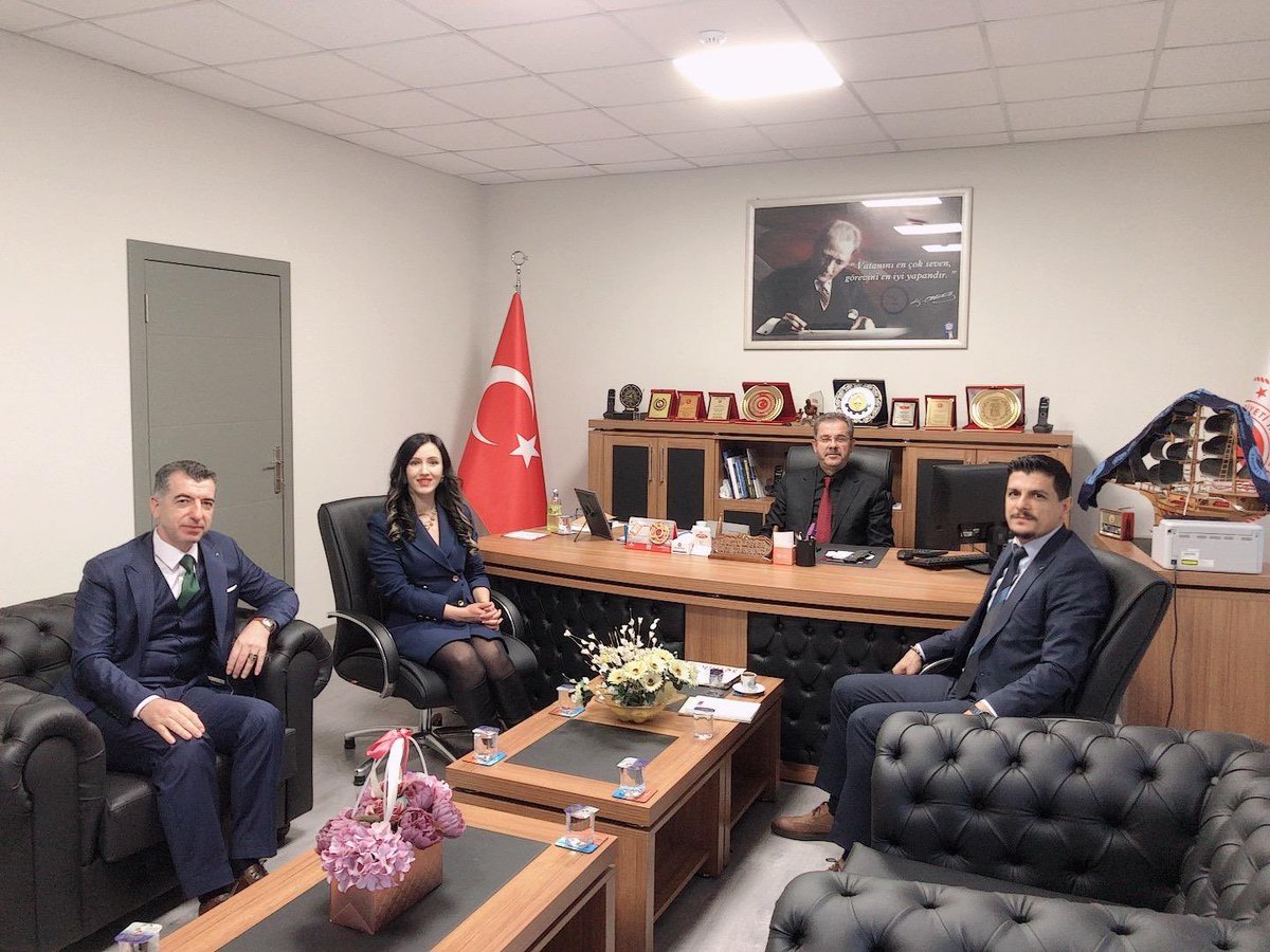 Kadirli İlçe Tarım ve Orman Müdürü Sayın F. Rüştü ÖZESER’e İl Temsilcimiz, Kadirli ve Merkez İlçe Sorumlularımız tarafından ziyaret gerçekleştirildi. 

Sayın müdürümüze nezaketinden dolayı teşekkür ederiz. 

<a href="/temavakfi/">TEMA Vakfı</a> <a href="/NailDayanc/">nail dayanç</a> <a href="/mehmetkarip80/">mehmet karip</a>