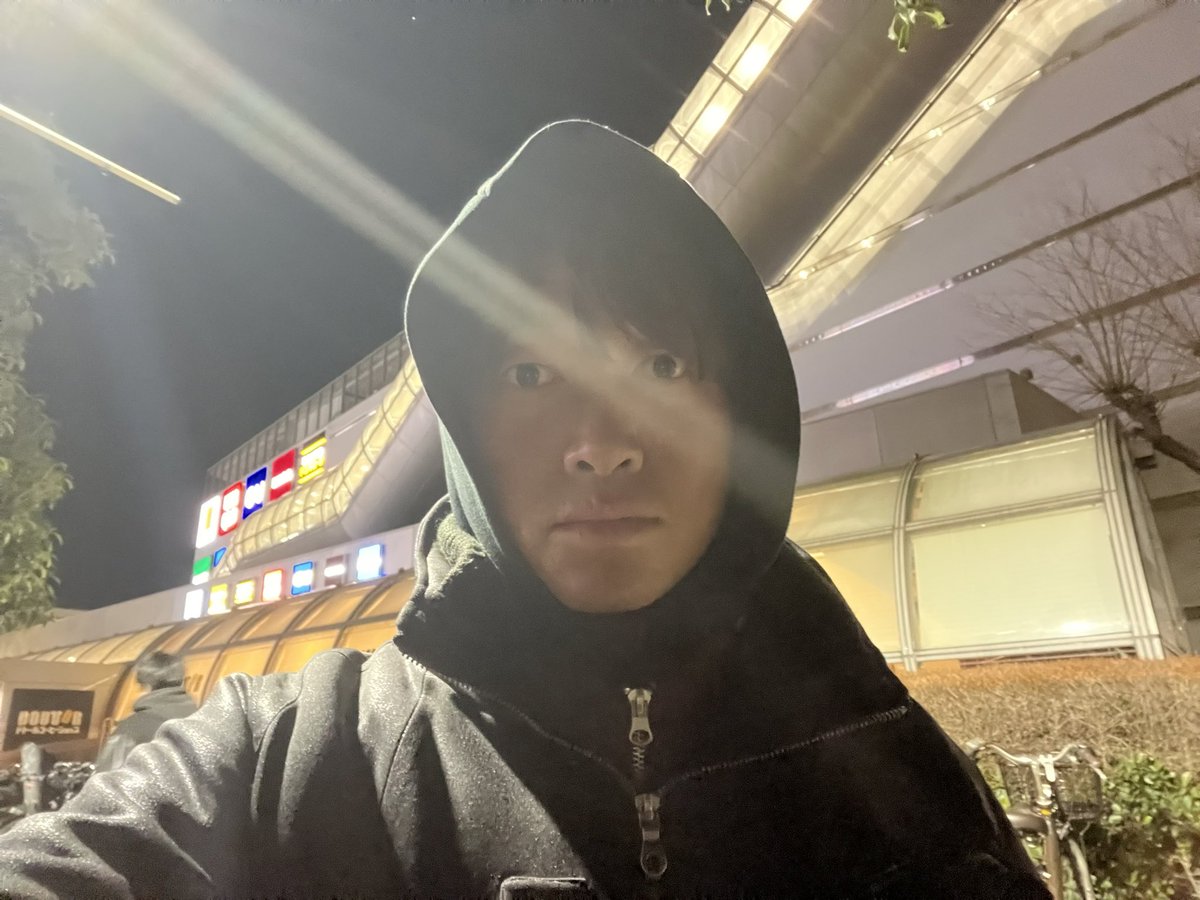 黒足のかっつん tweet media
