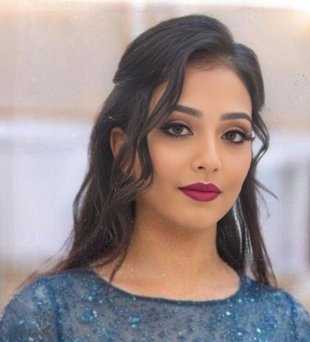 Mohanna Dokushkani, just 18, from Kermanshah.

Shot dead by the Iranian regime on January 8 during protests.

Remember her name.