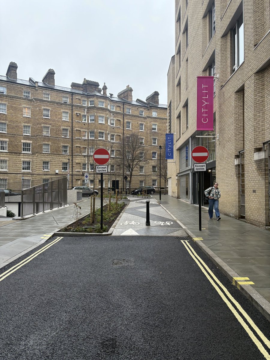 Bob From Accounts 🚲 tweet media