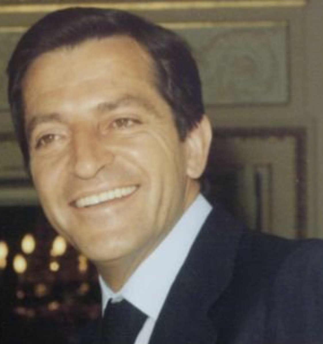 Stats Globe tweet media