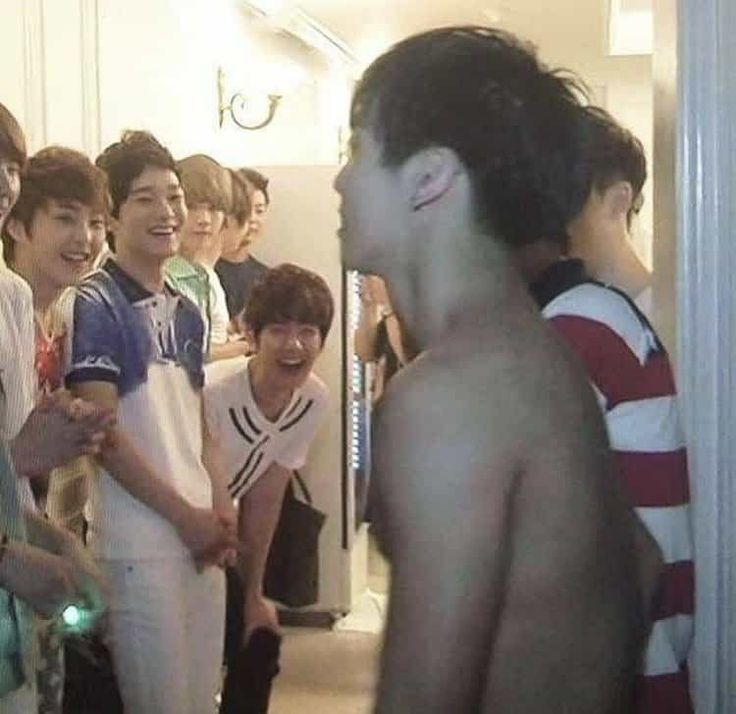 notmybyuns's tweet image. never seen someone be more excited about a naked man than him