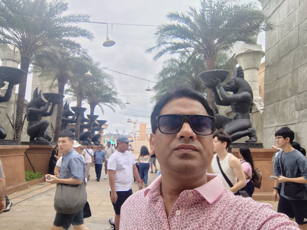 Vidyakar's tweet photo. #Universalstudio #Singapore
😊
#वसंत_पंचमी 🙏🙏🙏 https://t.co/n7OXXYb5SR