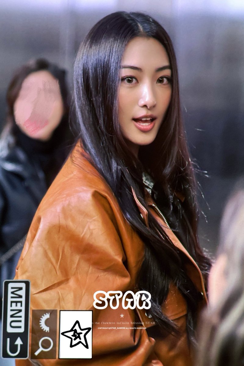 𝕊𝕋𝔸ℝ tweet media