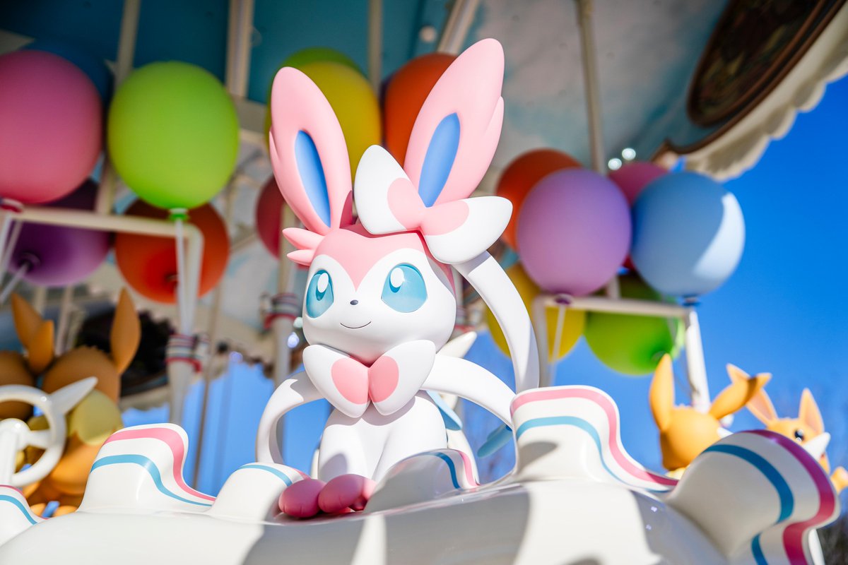 🥰 A new look for the Vui Vui Voyage attraction at PokéPark Kanto!
Which Eeveelution would you ride? 👀✨
Only 2 weeks until the park opens! 🎢💫

#PokeParkKanto #Eeveelutions #PokemonFans