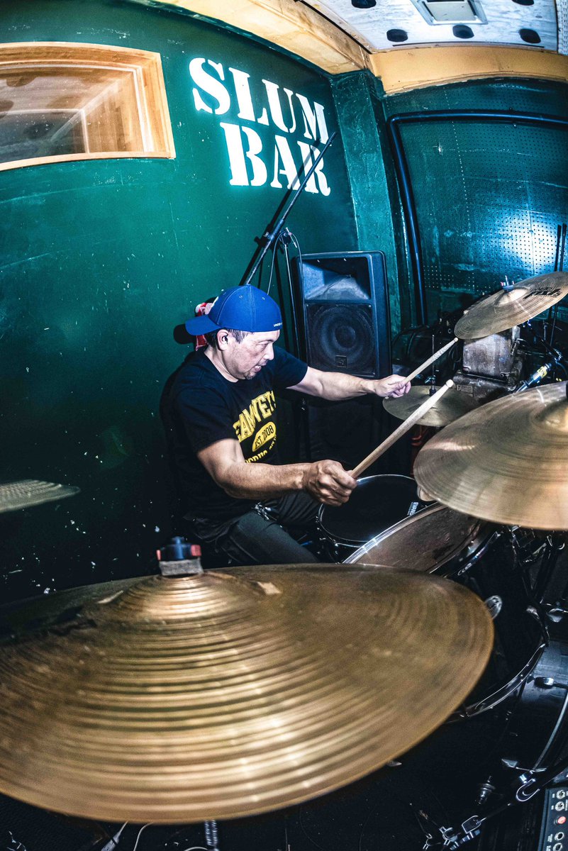 GET DOWN ON IT tweet media