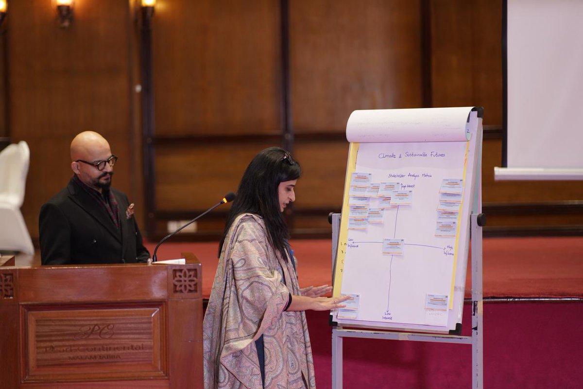 Zile Huma tweet media