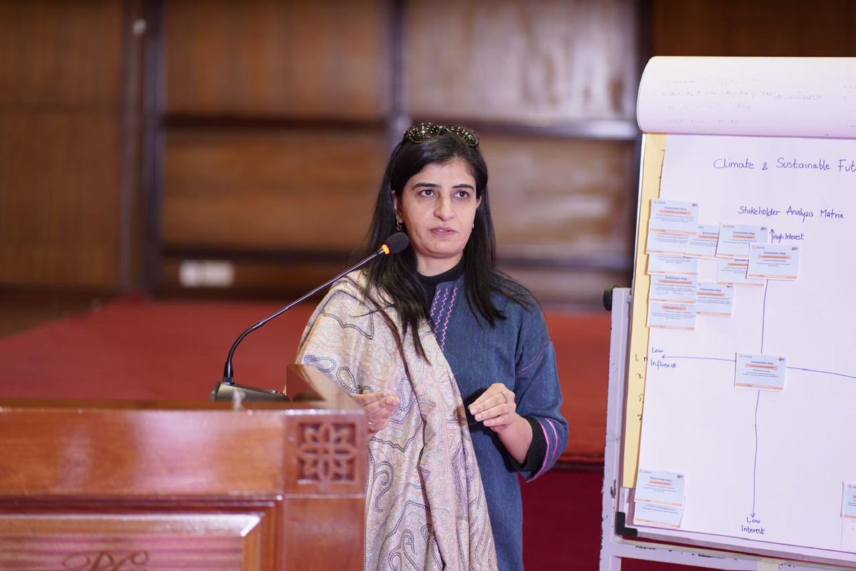 Zile Huma tweet media