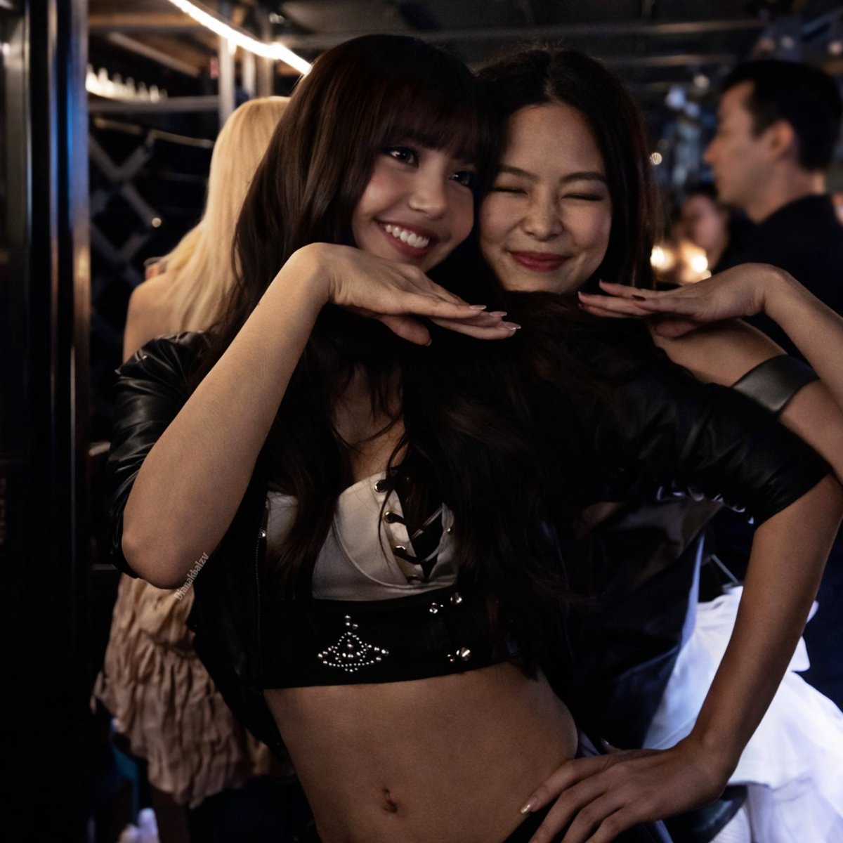 ʲᵉⁿⁿⁱᵉ'ˢ ᵍⁱʳˡᶠʳⁱᵉⁿᵈ 🫧 tweet media