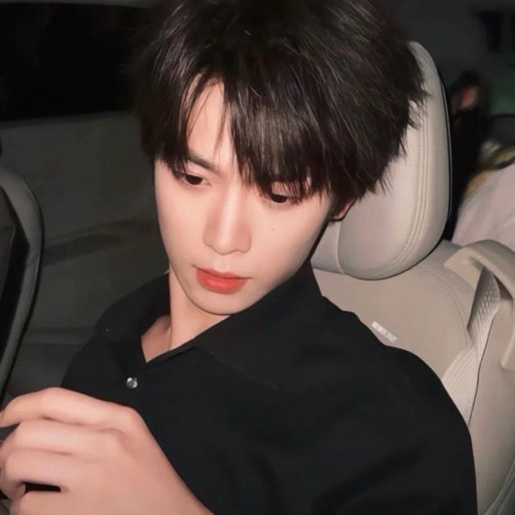 pingu_yam's tweet image. 안닮았는데닮았어 엄마아빠가 그런거잖아