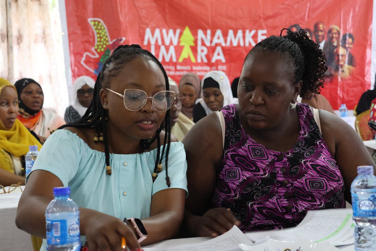 YOWPSUD_'s tweet image. 🌿 Mwanamke Imara Mentorship Session | Kwale County 🌿

Women in security and justice institutions in Kwale County came together for a dynamic Mwanamke Imara mentorship session, engaging in contextual discussions on PCVE, reflecting on leadership growth, and identifying practical…