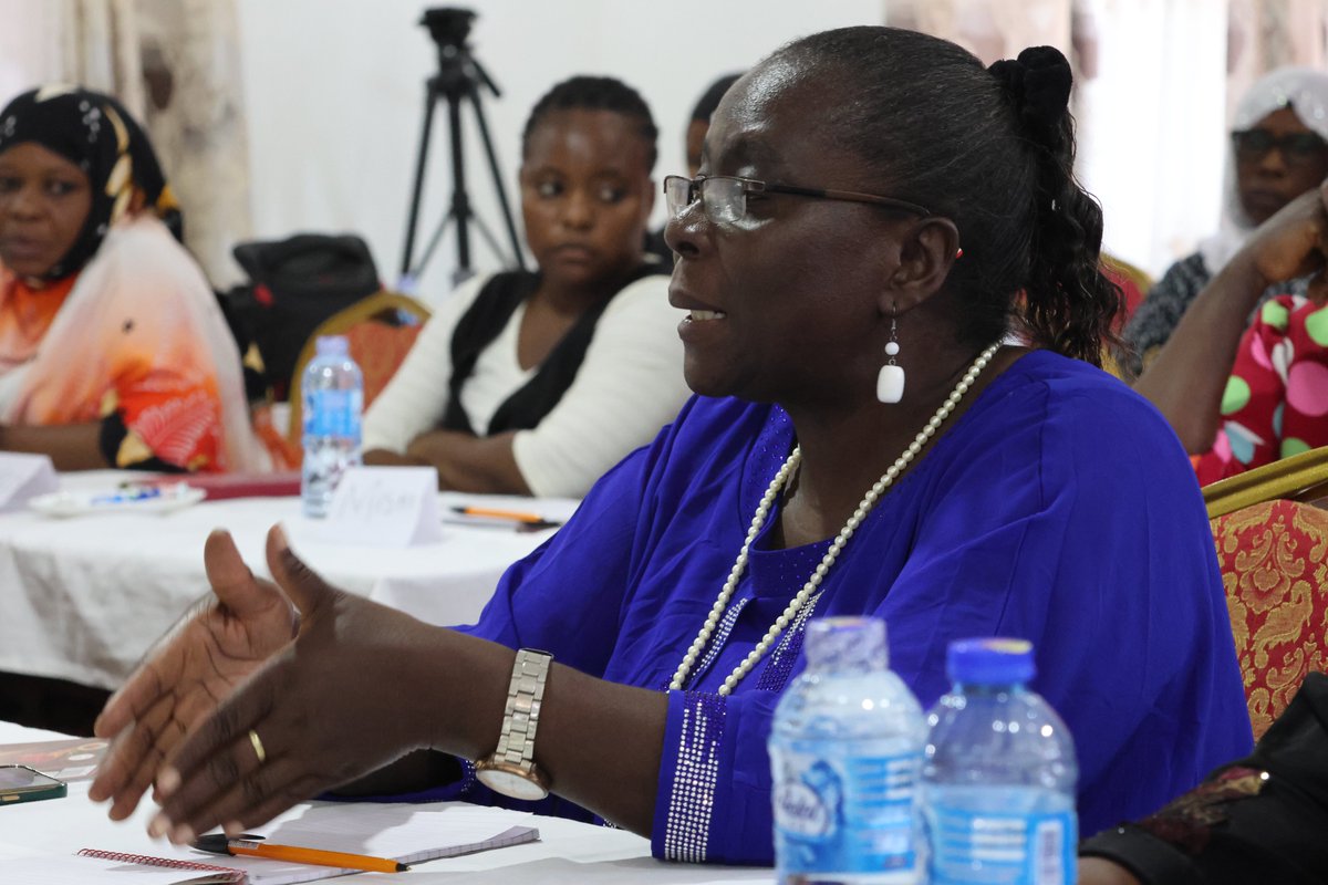 YOWPSUD_'s tweet image. 🌿 Mwanamke Imara Mentorship Session | Kwale County 🌿

Women in security and justice institutions in Kwale County came together for a dynamic Mwanamke Imara mentorship session, engaging in contextual discussions on PCVE, reflecting on leadership growth, and identifying practical…