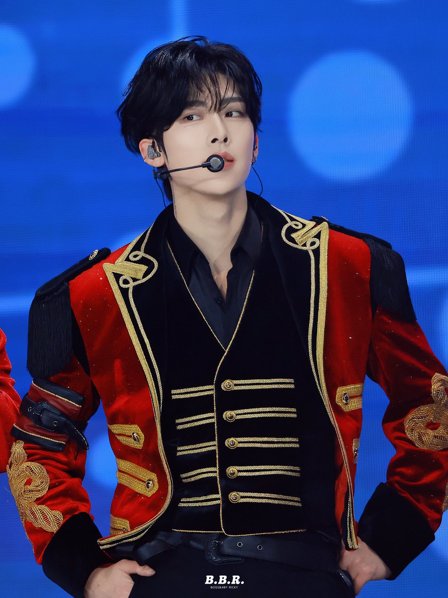 BossBabyR520's tweet image. 251214 HQ
KBS

#리키 #Ricky #沈泉锐 #リッキー 
#ZEROBASEONE    #제로베이스원   #제베원 #ZB1