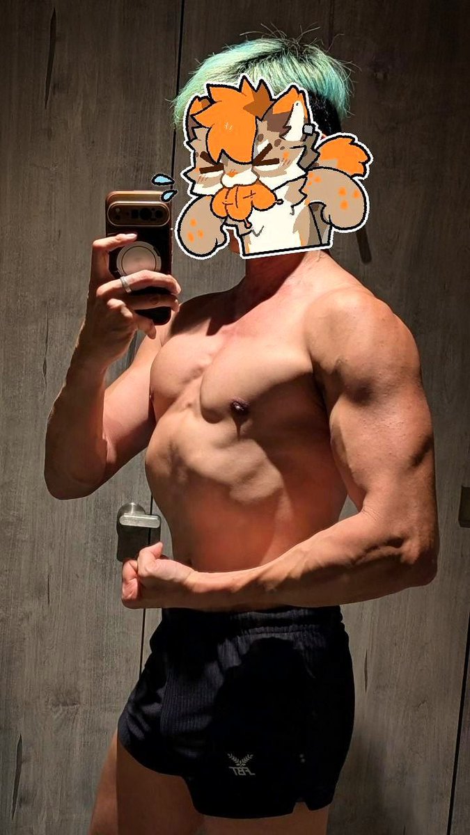 CheeFitness tweet media