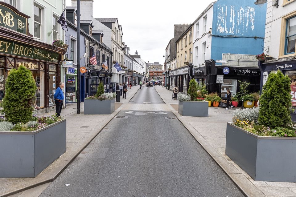 Sligo’s O’Connell Street to get seating integrated with planter boxes: New planter boxes will have integrated seating
 m.independent.ie/regionals/slig…