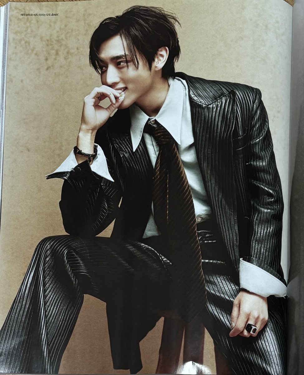 sw_cong0412's tweet image. 쉣………
아 화보 장인 다워