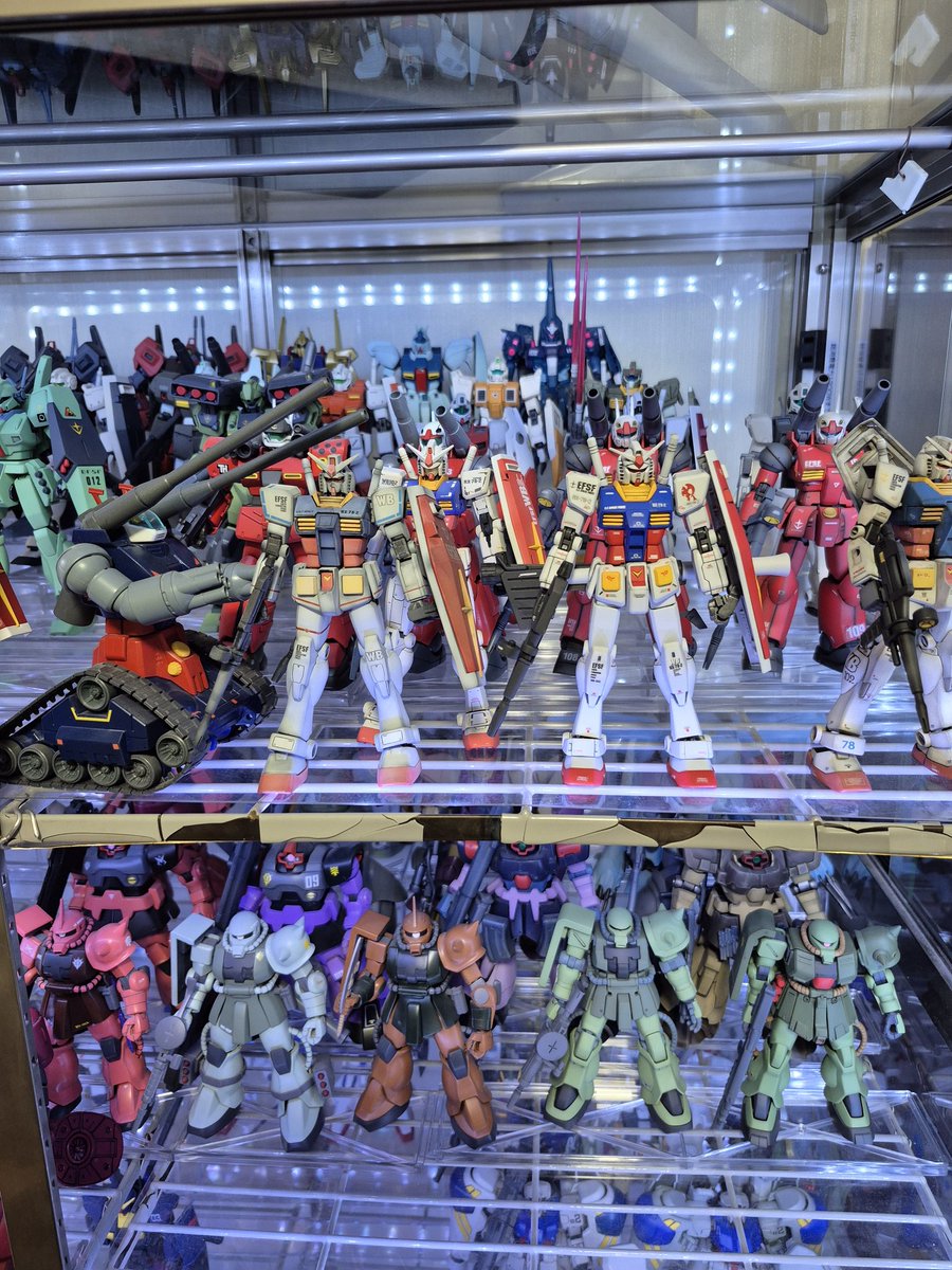 keitanrx178's tweet photo. #gunpla
#ガンプラ
#ガンプラ好きな人と繋がりたい 
#ガンプラ好きとつながりたい 
#ガンプラ好きな人たちと繋がりたい 
#ガンプラ女子
#リバイブガンキャノン
皆さん、こんにちは👋😃こんばんは😃🌃おはようございます🤗お疲れ様です😌💓作成中のリバイブガンキャノン完成しました。 https://t.co/TuIV28L3AP