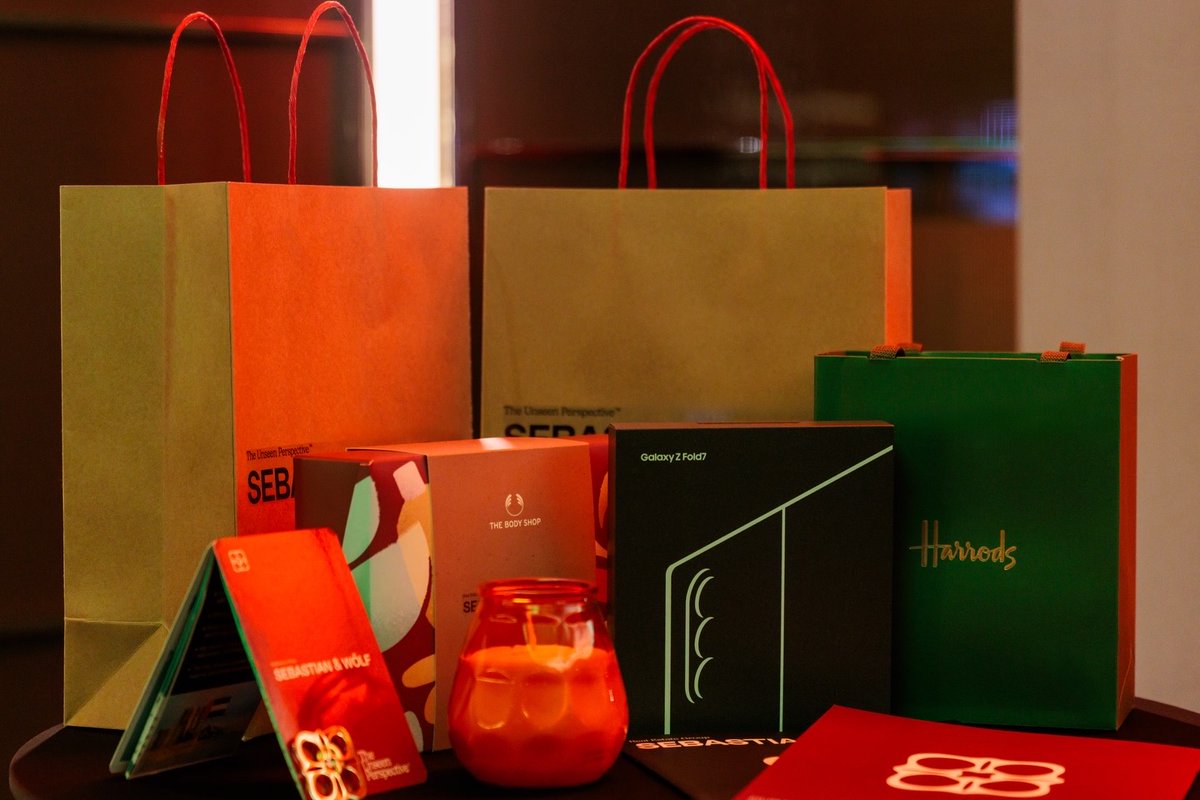 SebastianWolf24's tweet photo. A refined London setting, shaped by thoughtful details and curated giveaways that welcomed our guests.
A glimpse of the atmosphere from our gathering.
With Sebastian &amp; Wölf
📍Bvlgari Hotel London
#SebastianAndWolf #RealEstate #BvulgariHotel #Dubai #London #UK https://t.co/xlHmFmm9lg