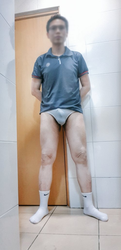 今天仍然很凍，想抱着你來取暖。