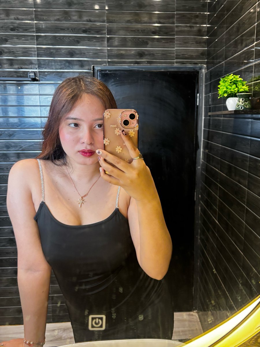 hotgirlparado's tweet photo. #aliee https://t.co/KDXWEjSXbC