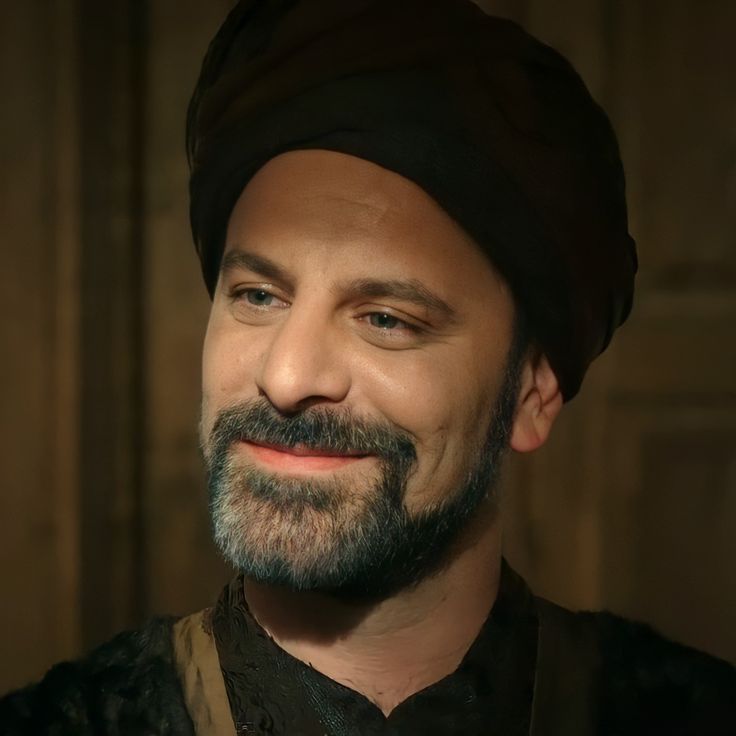 Bu iki karakteri oynayan nasıl aynı kişi olabilir awk